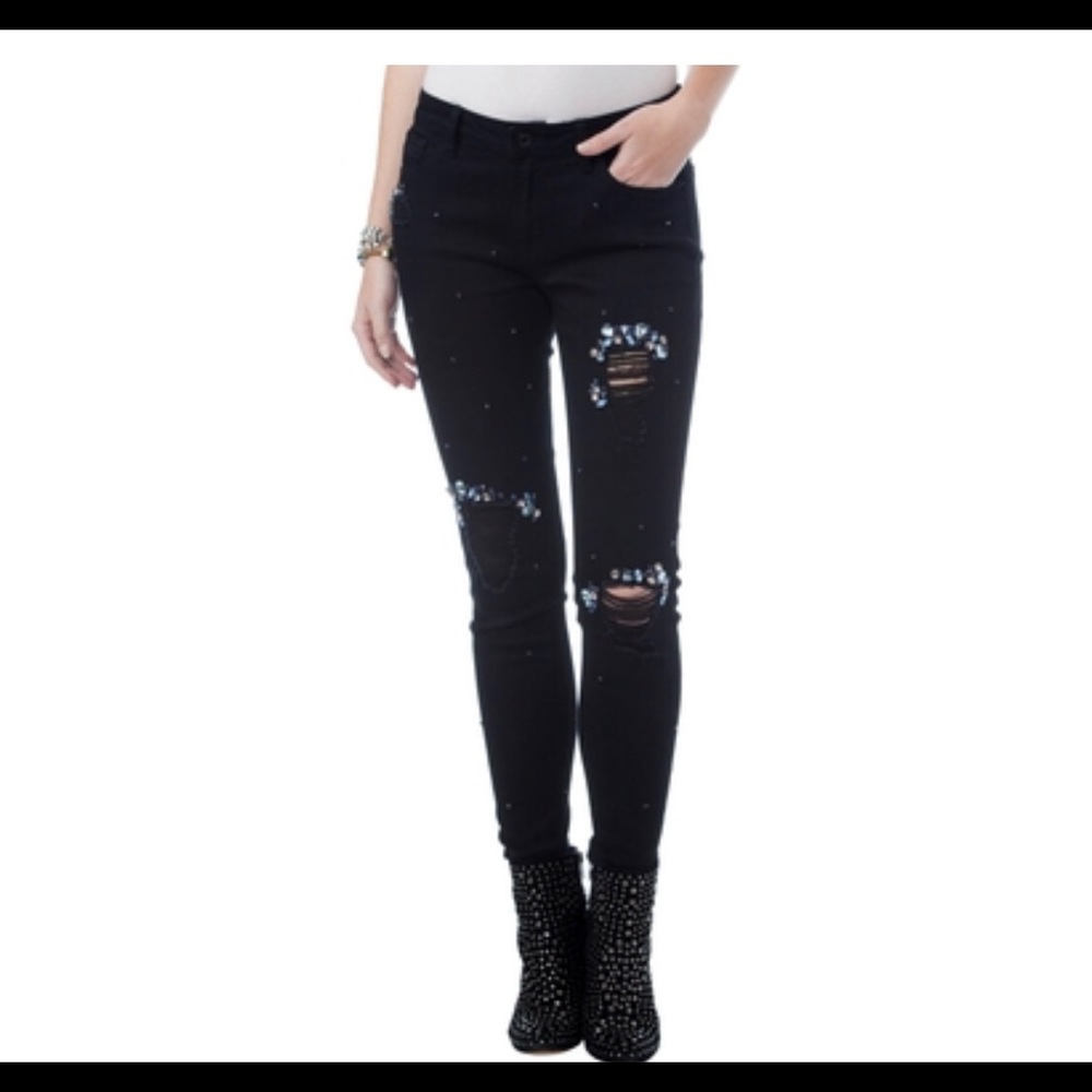 Kensie Jeans Wk59 Rhinestone Jeans.